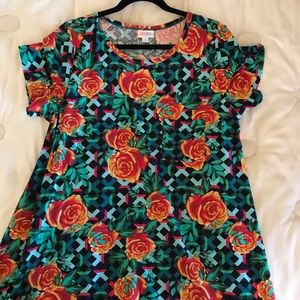 Large Lularoe Carly- worn once